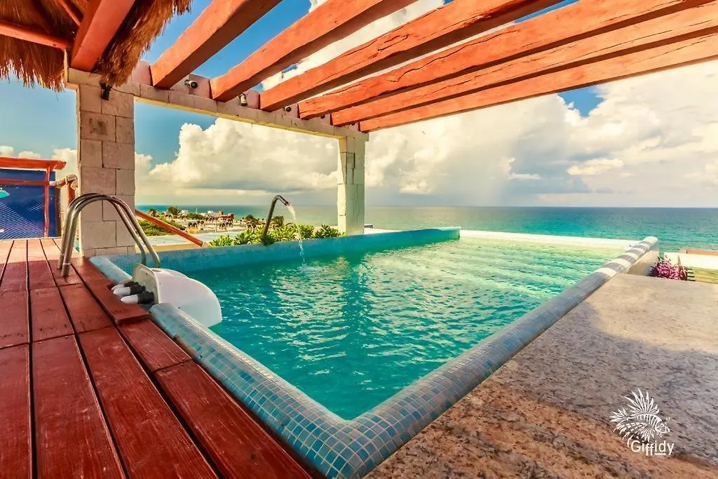 Deep Blue Condos - 201 Isla Mujeres