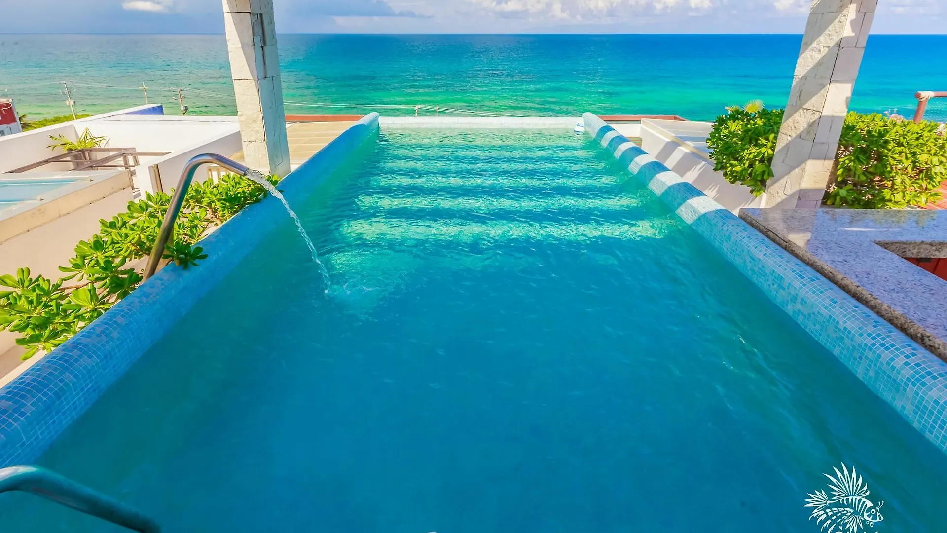 Deep Blue Condos - 201 Isla Mujeres 0*,